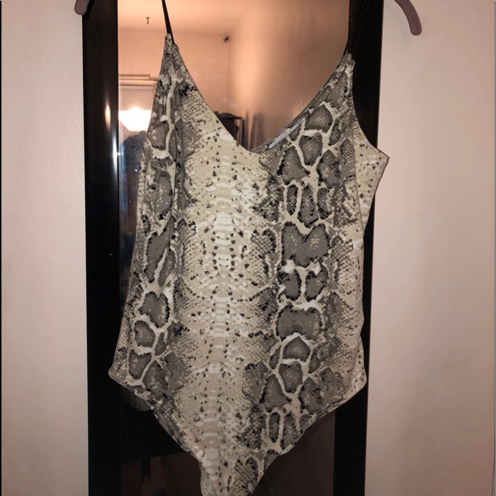 Gaze bodysuit